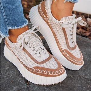 Dolce Vita Dolen Sneakers in Cream & Tan Size 7.5 boho casual